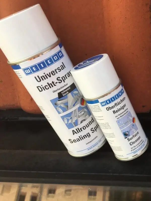 Герметизуючий спрей Universal Dicht-Spray та очисник поверхні Surface Cleaner WEICON для ущільнень коминів та дахових вікон