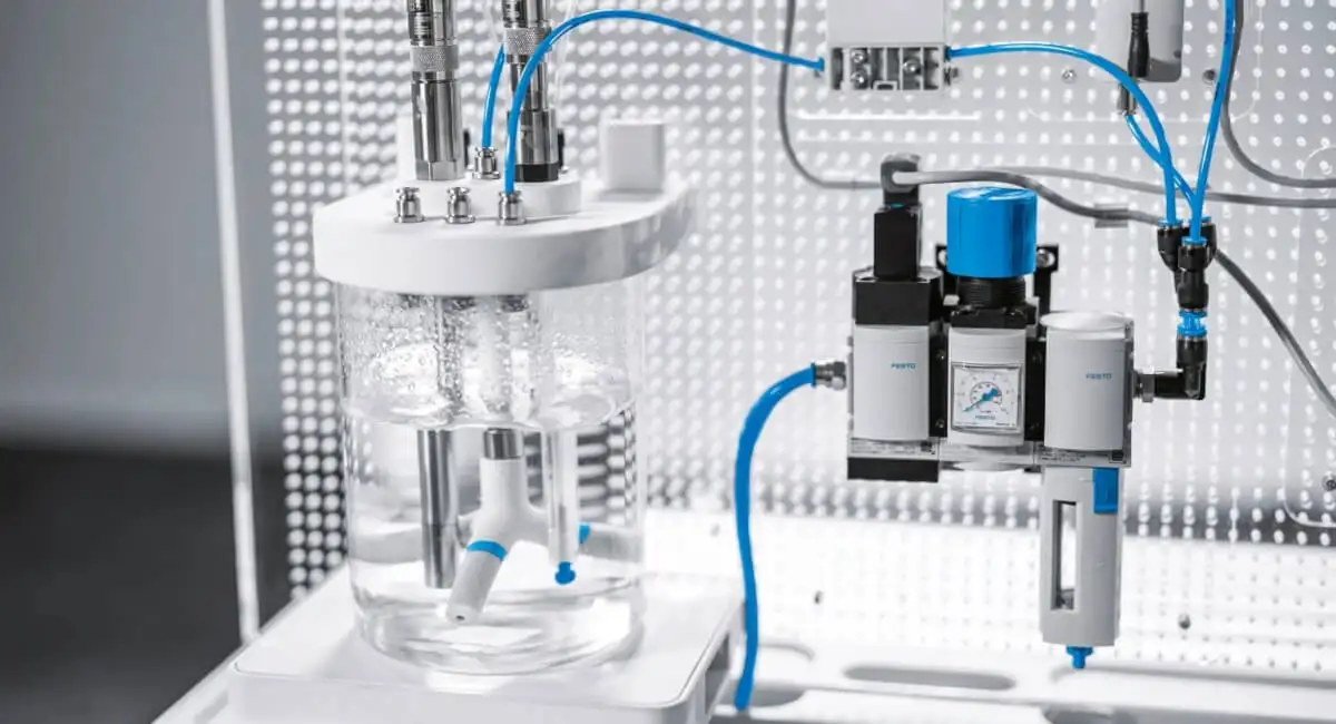 Блок підготовки повітря серії Festo MS з манометром і фільтром для стабілізації тиску в промислових пневматичних системах