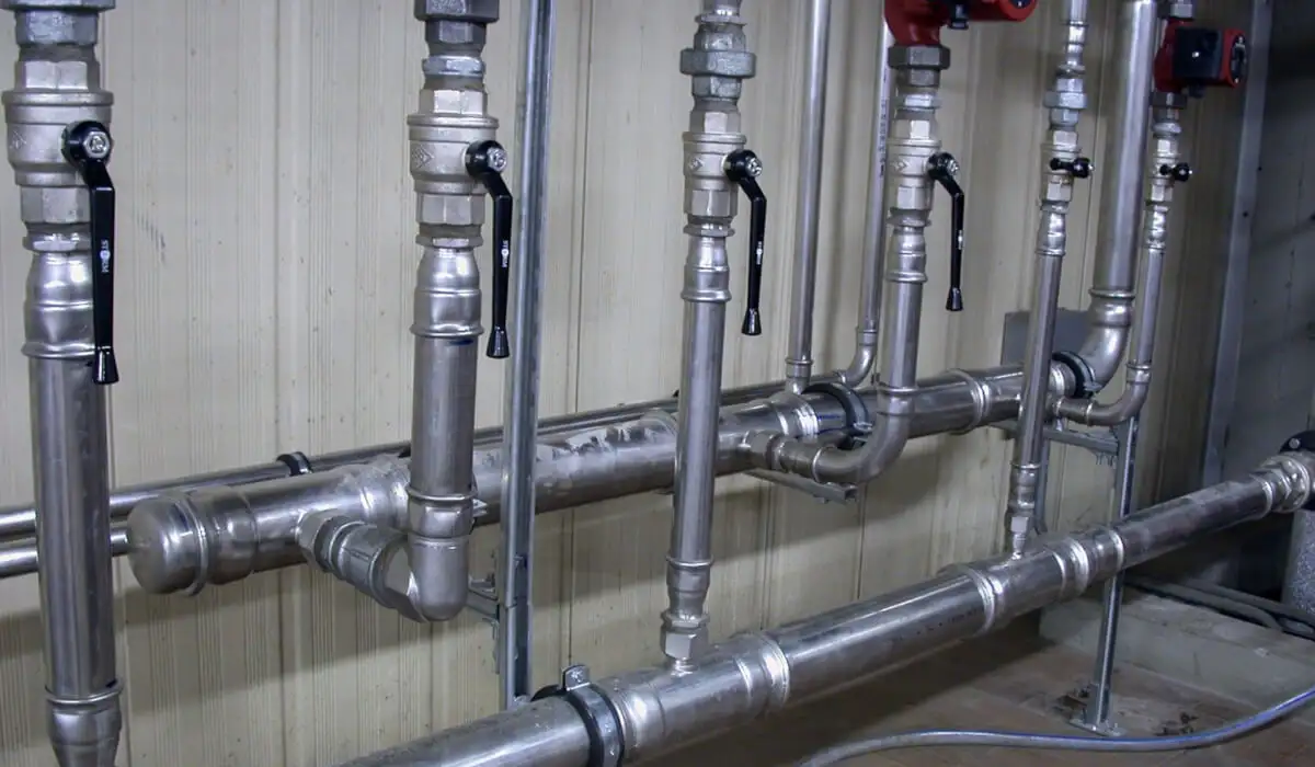 Застосування систем Effebi Press у промисловому секторі HVAC та енергетичних технологічних установках