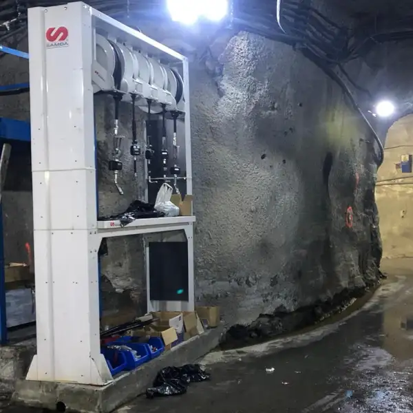 Стаціонарний пост для сервісного обслуговування та автоматизованого змащування гірничих машин у підземній шахті