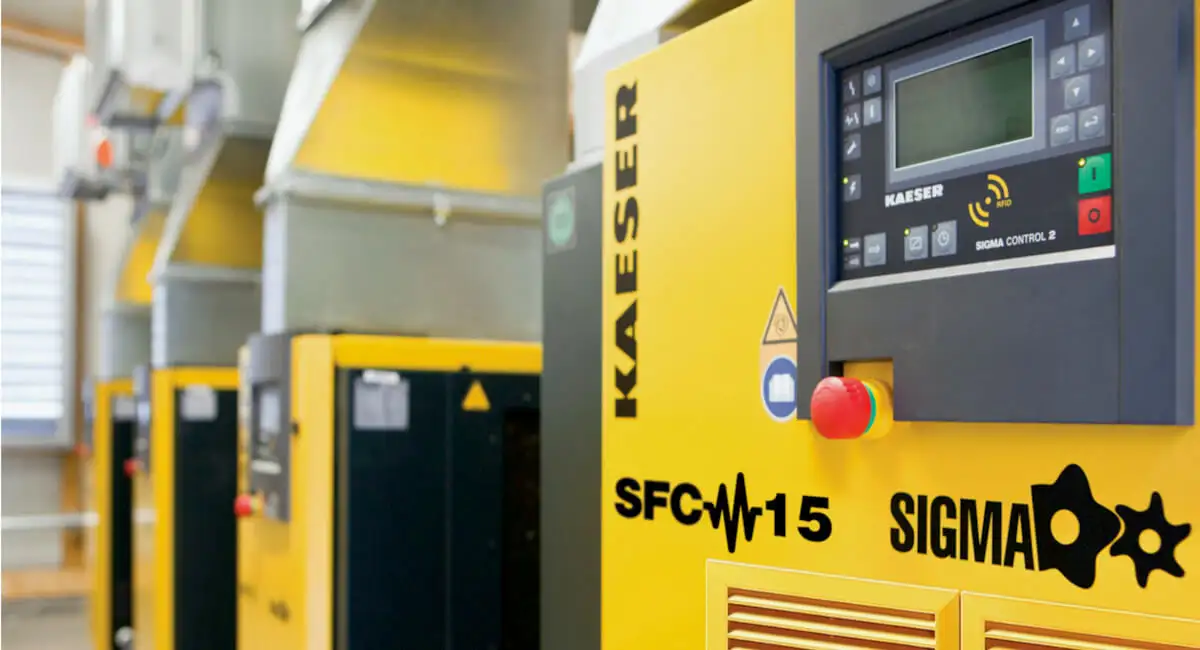 Гвинтовий компресор Kaeser SFC 15 Sigma Control 2 для промислового використання на підприємстві