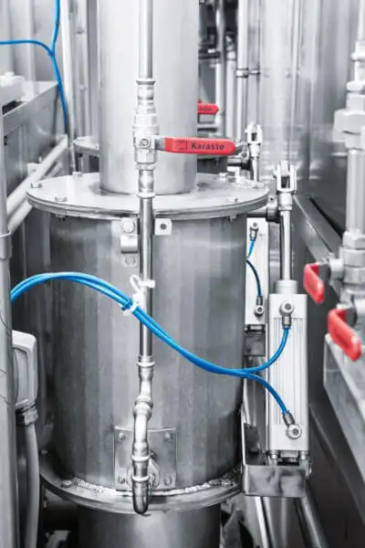 Пневматический цилиндр Festo DSBC для автоматического управления промышленным генератором дыма